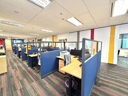 United Square (D11), Office #582818691